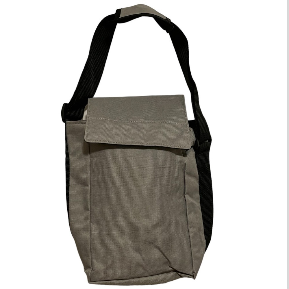 Gray and Black Durable Shoulder Bag Lunch Box